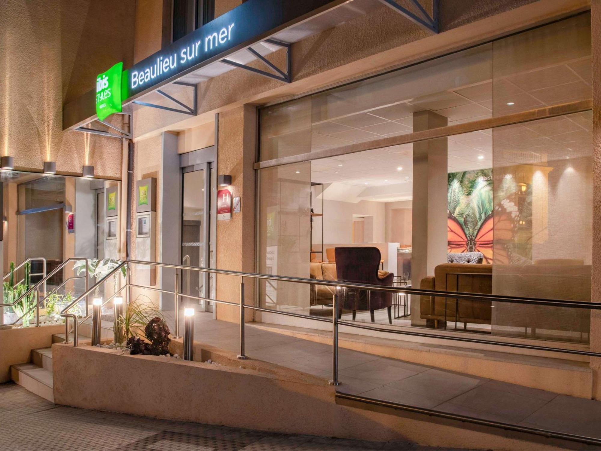 Ibis Styles Sur Hotel 3*